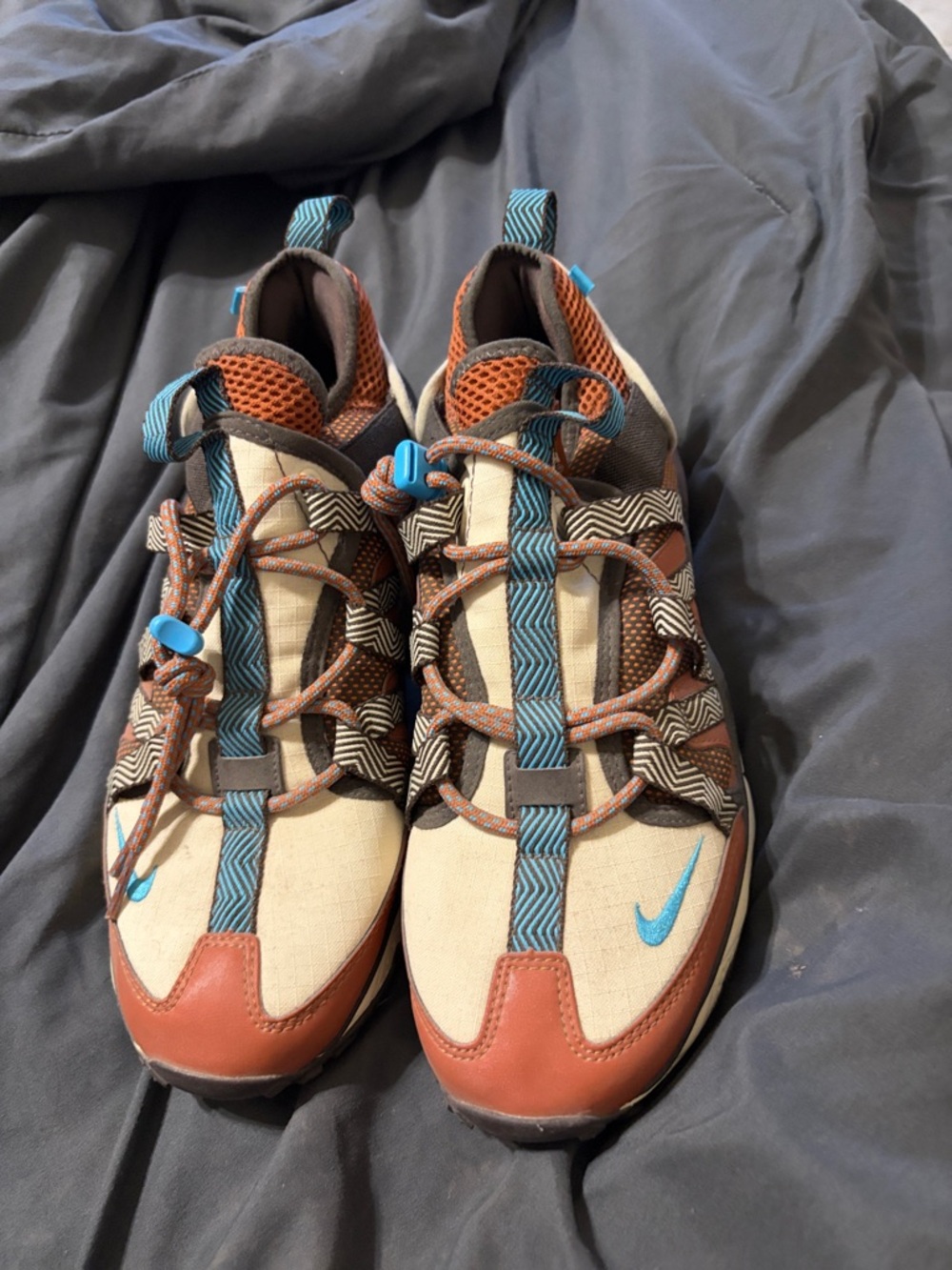 Nike Men’s Brown, Cream & Teal Trail Sneakers